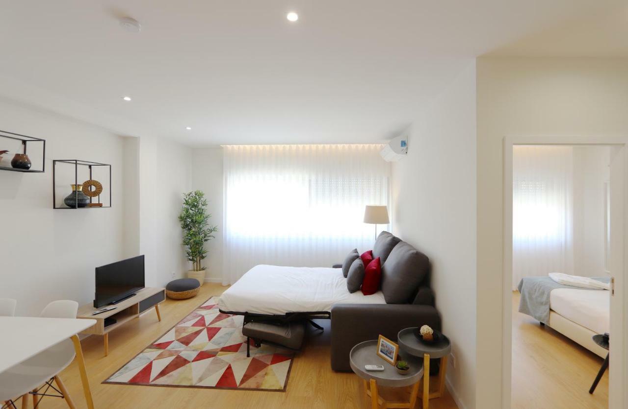 Апартаменты Hm - Living Batalha Square 2 Порту Экстерьер фото