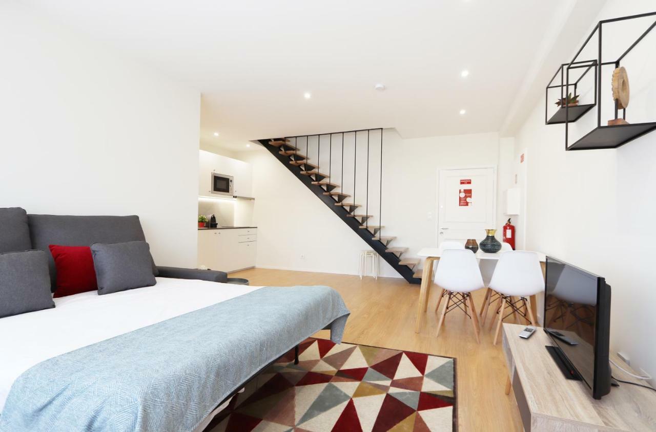 Апартаменты Hm - Living Batalha Square 2 Порту Экстерьер фото